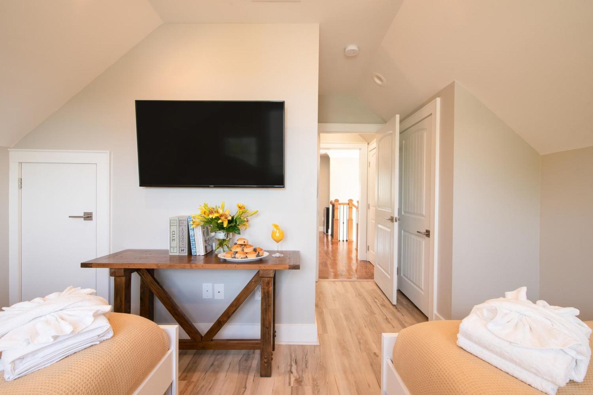 Edgewater By Avantstay Gorgeous Character Lakefront Home W Private Dock Destin Kültér fotó