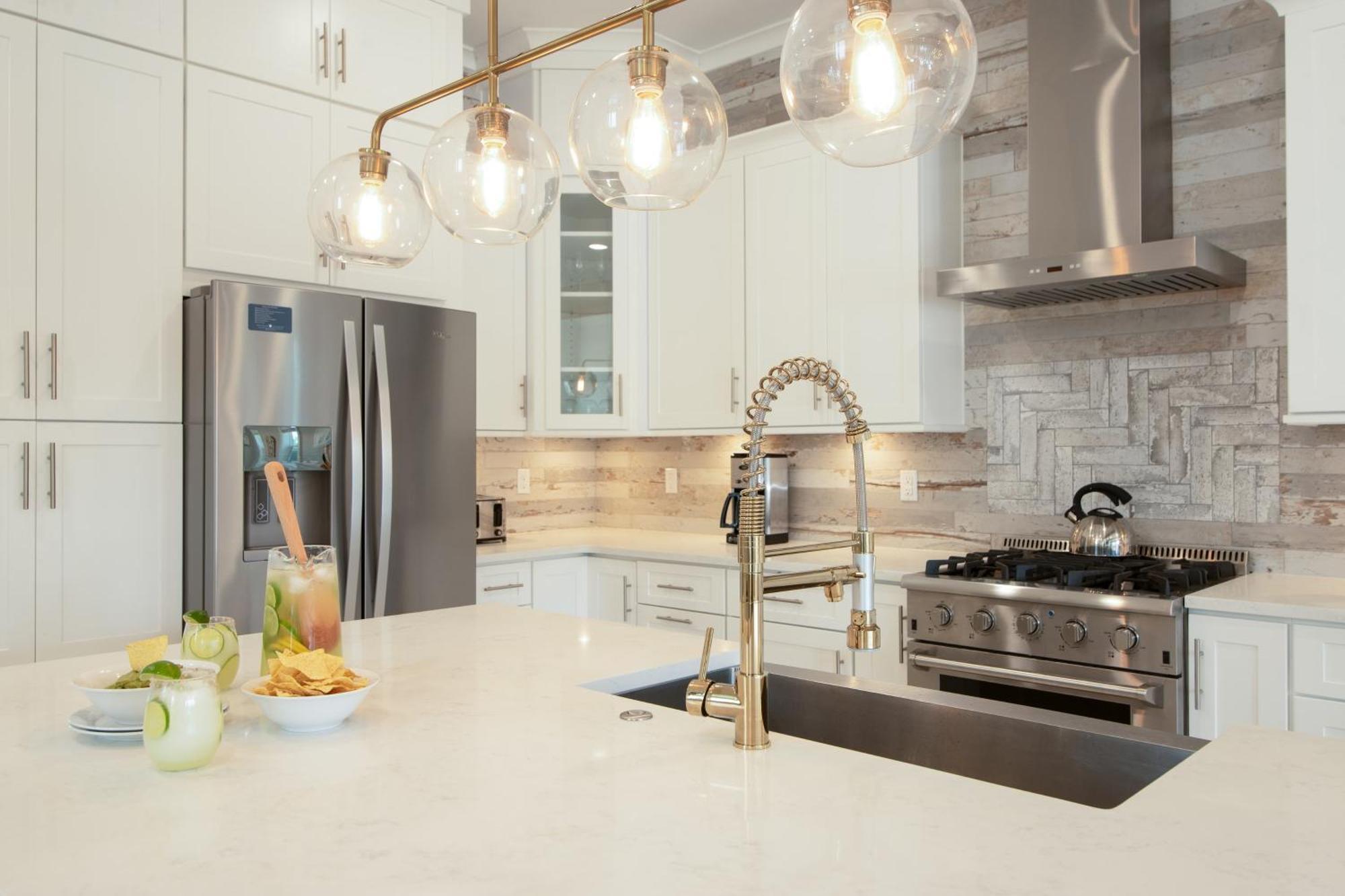 Edgewater By Avantstay Gorgeous Character Lakefront Home W Private Dock Destin Kültér fotó