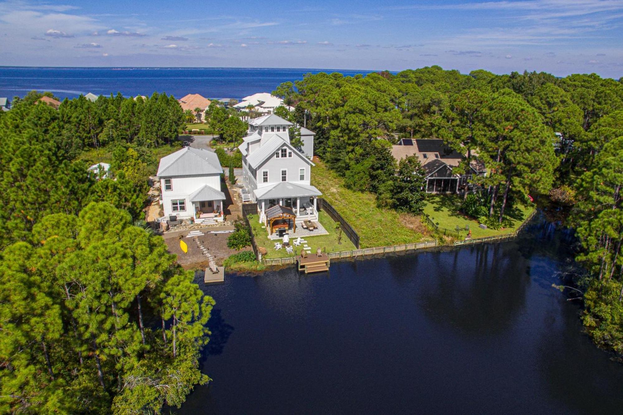 Edgewater By Avantstay Gorgeous Character Lakefront Home W Private Dock Destin Kültér fotó