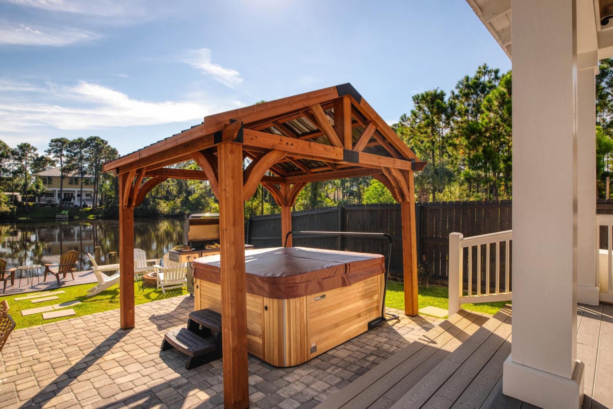 Edgewater By Avantstay Gorgeous Character Lakefront Home W Private Dock Destin Kültér fotó